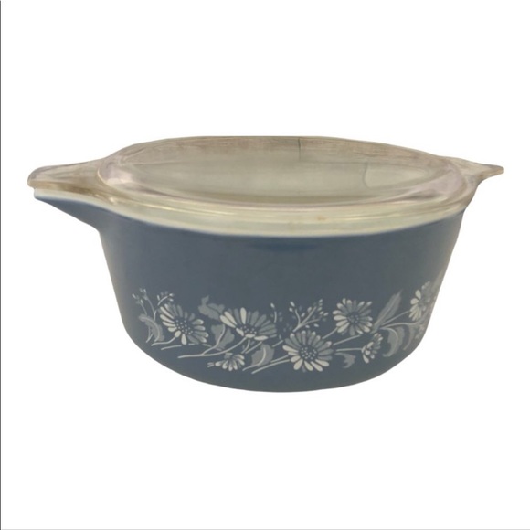 Pyrex Other - VINTAGE PYREX Colonial Mist Covered Casserole White Daisy Dish